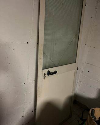 Porta in alluminio 210,7 x 82