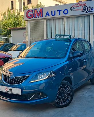 Ypsilon Gold camera e ricarica wireless 7/2023