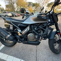 2021 Husqvarna Svartpilen 701 trattabile