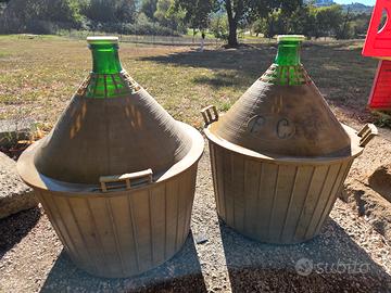 2 damigiane in vetro da 54lt