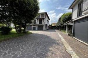 Immobile in asta di 166 m² con 4 locali a Albavill