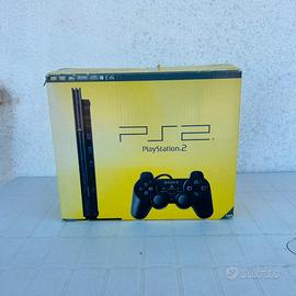 PlayStation 2 slim completa boxata tenuta con cura