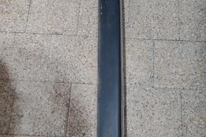 minigonna lato sinistro Peugeot 2008 anno 2011 