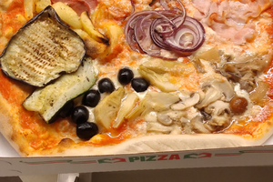 Pizzeria da asporto in gestione