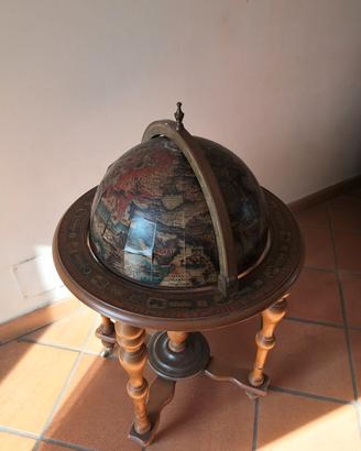 Mappamondo Bar Vintage da Terra con Ruote