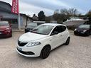 lancia-ypsilon-1-0-firefly-hybrid-ecochic-gold-50-