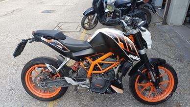 KTM Duke 390 2014