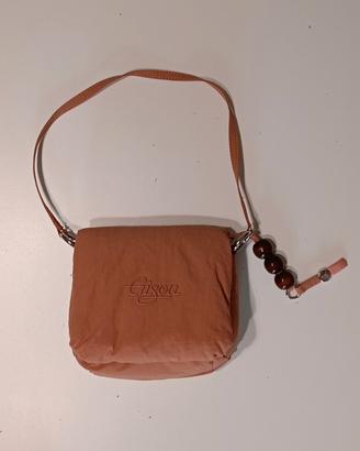 gisou puffy bag limited edition