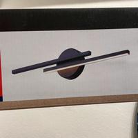 Lampada led per bagno nera