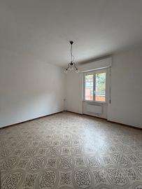 Neirone due camere con ampio terrazzo