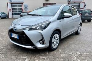 Toyota Yaris 1.5 Hybrid 5 porte Business