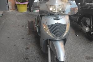 sh 125  2006 motore sostituito 