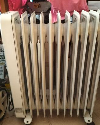 Radiatore olio DeLonghi 2000W