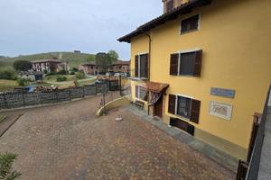 CASA SEMINDIPENDENTE A SAN MARTINO ALFIERI