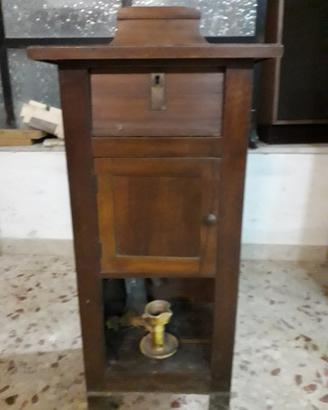 Comodini antiquariato primi novecento