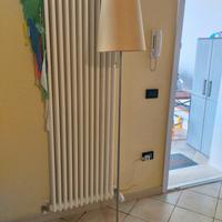 Lampada con base 