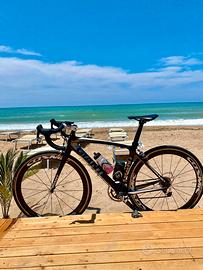 Bicicleta full carbon