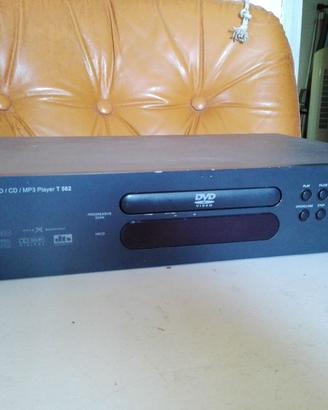 DVD / CD / MP3 player NAD T 562