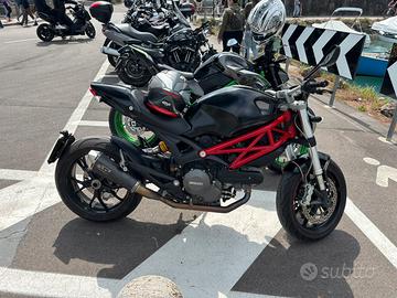 Monster 796