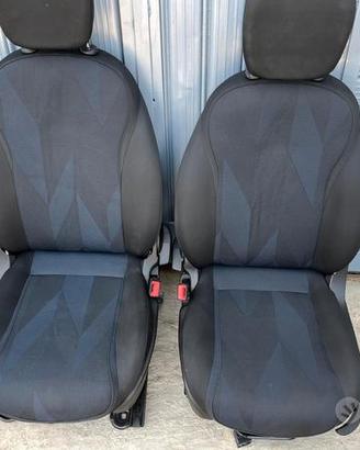 Tappezzeria o sedili o sedie per lancia y