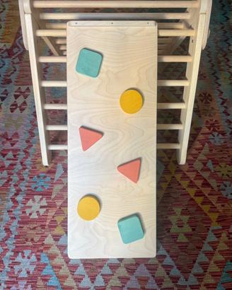 Triangolo di Pickler Madoti Atelier MONTE + rampa