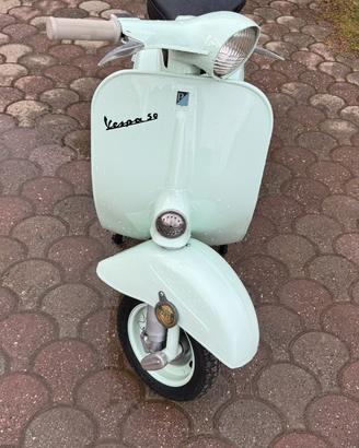 Vespa 50 faro rotondo