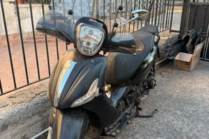 BEVERLY 300 NON FUNZIONANTE
