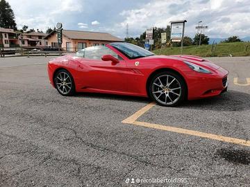 FERRARI CALIFORNIA INCIDENTATA