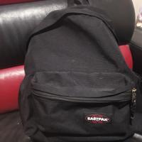 Zaino Eastpak nero, modello classico
