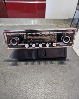Autoradio epoca grunding  FM anni 60 funzionante