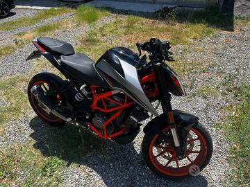 KTM Duke 390