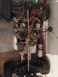 Macchina con motore a scoppio