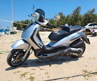 piaggio BEVERLY 500 ie ben tenuto 29 mila km