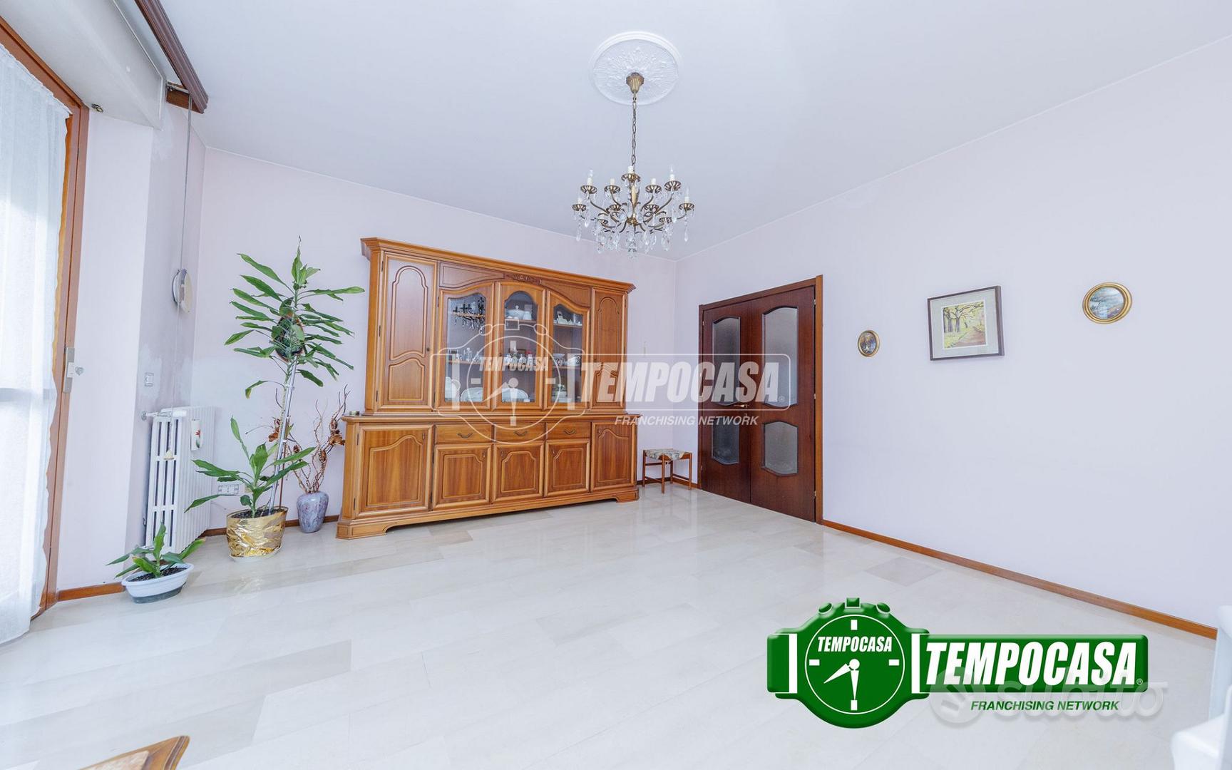 Appartamento – Milano, Quartiere Valsesia, Baggio - Altro