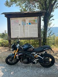Triumph Speed Triple 1200 Rs