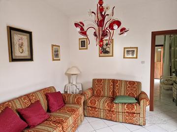 Casa indipendente con cortile