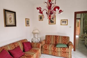 Casa indipendente con cortile