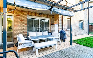 TRILOCALE CON GIARDINO E BOX