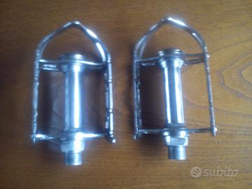 pedali bicicletta  corsa