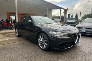 Alfa Romeo Giulia 2.2 Turbodiesel 210 CV AT8 AWD Q