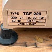 AFFETTATRICE TYPE TGF 220