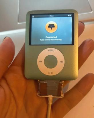 Ipod Nano 3rd generation 8 GB
