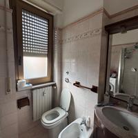 Ampia camera matrimoniale