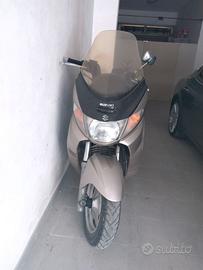 Burgman 250