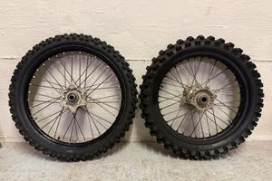 RUOTE EXCEL KTM GOMMATI NUOVI