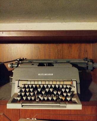 macchine da scrivere olivetti