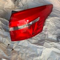 Fanale posteriore ford focus 2018 sw