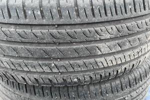 Gomme 205/55 R 16
