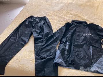 Completo antipioggia