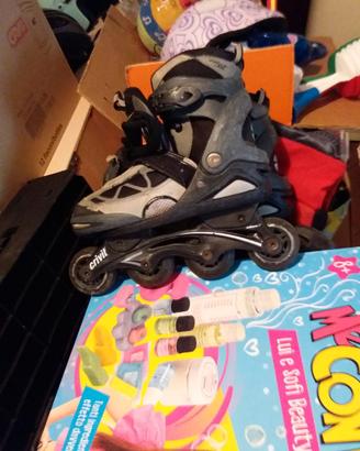 Scatoloni pieni di giochi usati